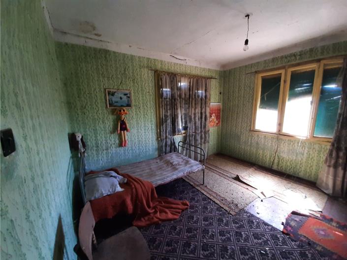 Image No.6-2 Bed Country House for sale