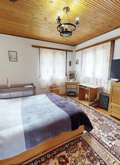 Image No.4-4 Bed Country Property for sale