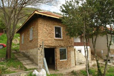 1 - Ruse, Country House