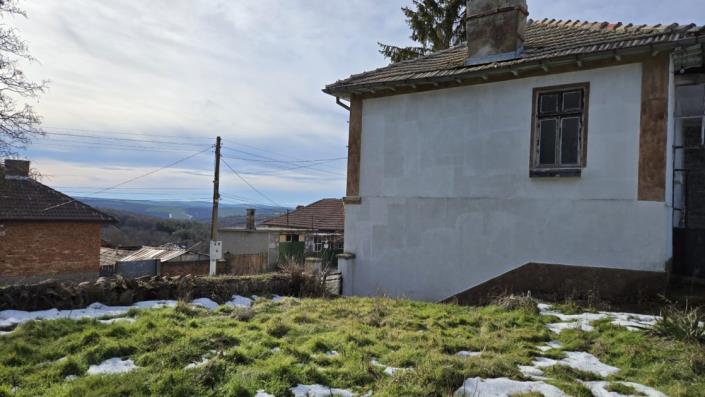 Image No.3-2 Bed Country House for sale