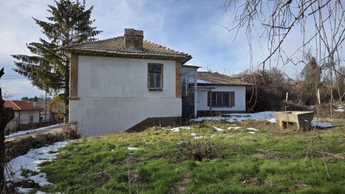 Image No.4-2 Bed Country House for sale