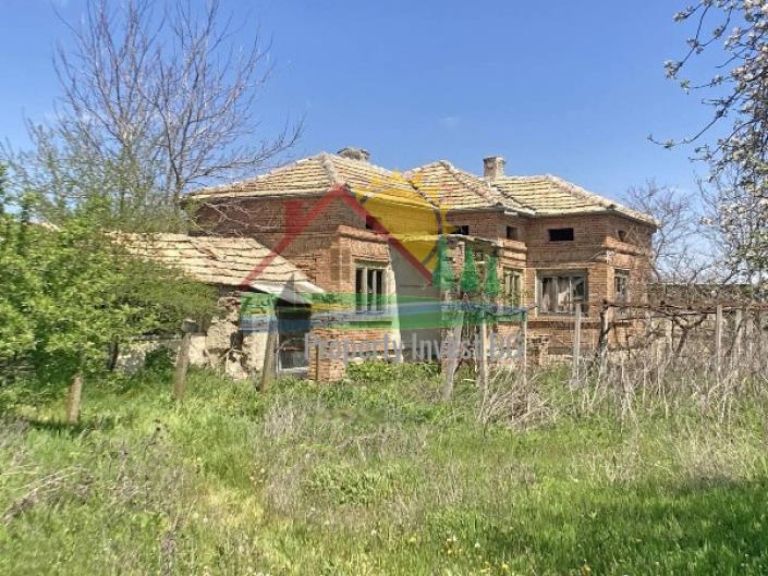 Image No.5-2 Bed Country House for sale