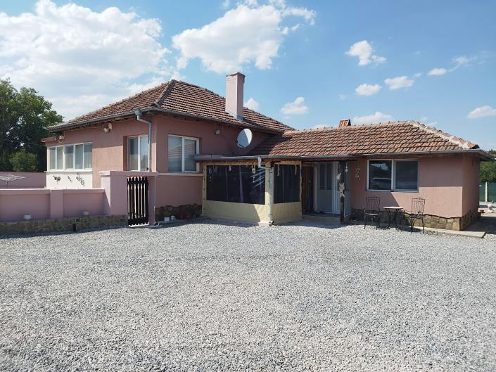 Image No.2-2 Bed Country House for sale