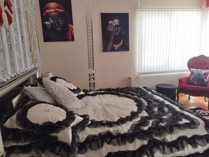 Image No.6-2 Bed Country House for sale