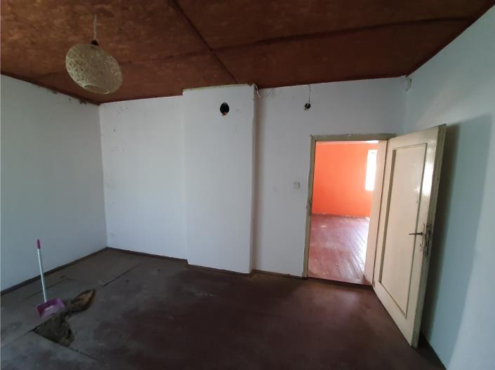 Image No.8-3 Bed Country House for sale