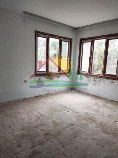 Image No.5-4 Bed Country House for sale