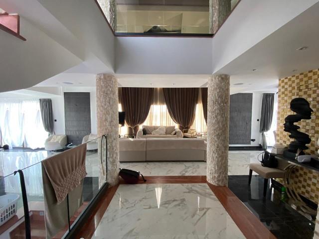 Image No.13-4 Bed Village House for sale