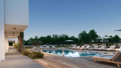 LABELA_CAM_05_AFTERNOON_POOL