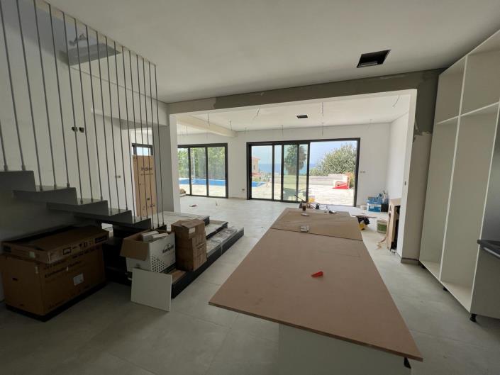 Image No.7-Villa for sale