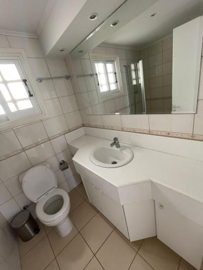 Image No.14-3 Bed Villa for sale