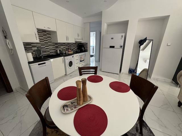 Image No.6-3 Bed Apartment for sale