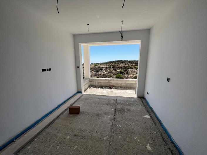 Image No.12-Villa for sale