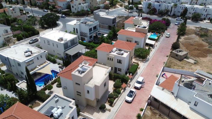 Image No.20-3 Bed Villa for sale