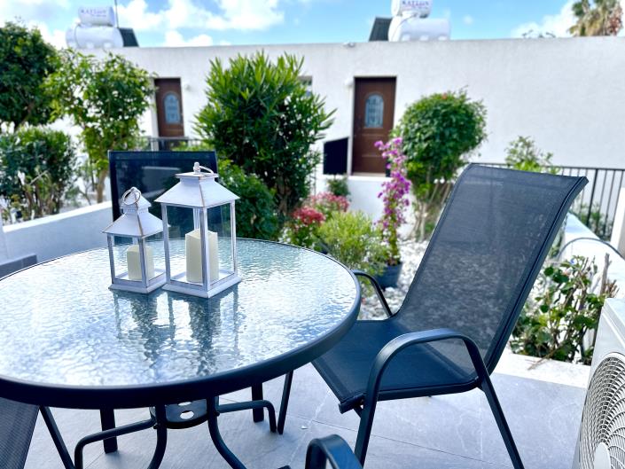 Image No.30-2 Bed Townhouse for sale