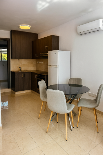 Image No.7-2 Bed Townhouse for sale