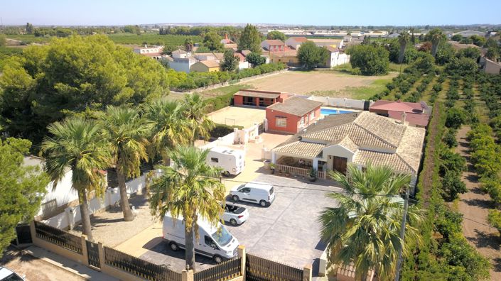 Image No.1-6 Bed Country House for sale