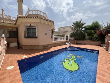 156040-villa-for-sale-in-almoradi-30177457-la