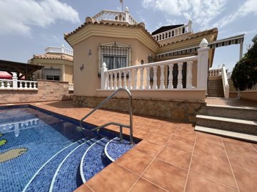 156040-villa-for-sale-in-almoradi-30177458-la