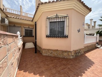 156040-villa-for-sale-in-almoradi-30177463-la