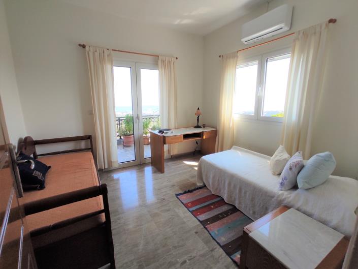 Image No.14-Villa for sale