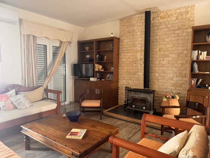 Image No.11-Villa for sale