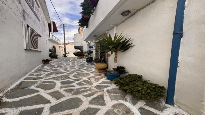 Image No.7-House for sale