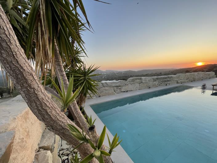 Image No.5-4 Bed Villa for sale