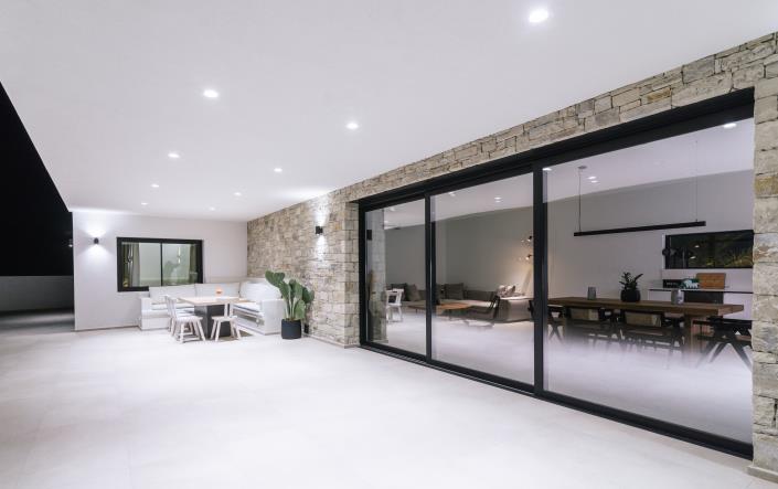 Image No.8-4 Bed Villa for sale