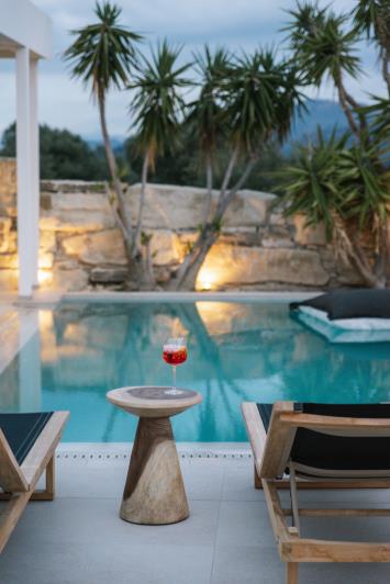 Image No.10-4 Bed Villa for sale