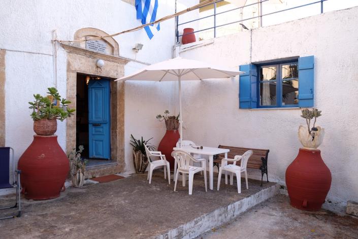 Image No.18-3 Bed Country Property for sale