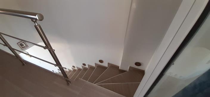 Image No.35-3 Bed Maisonette for sale