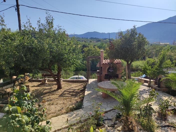 Image No.4-4 Bed Maisonette for sale