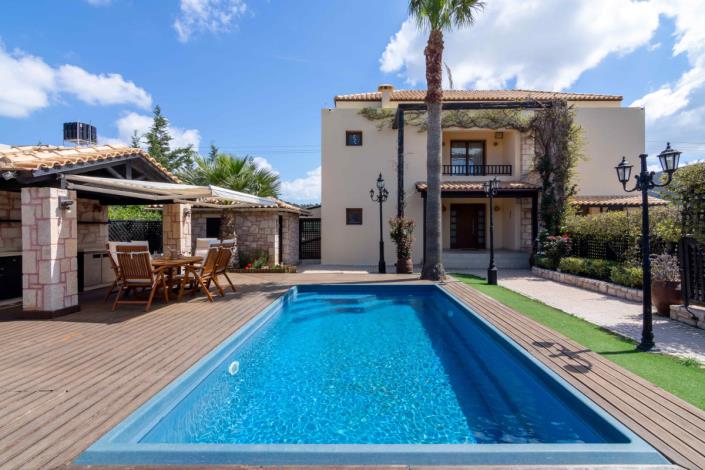 Image No.3-7 Bed Villa for sale