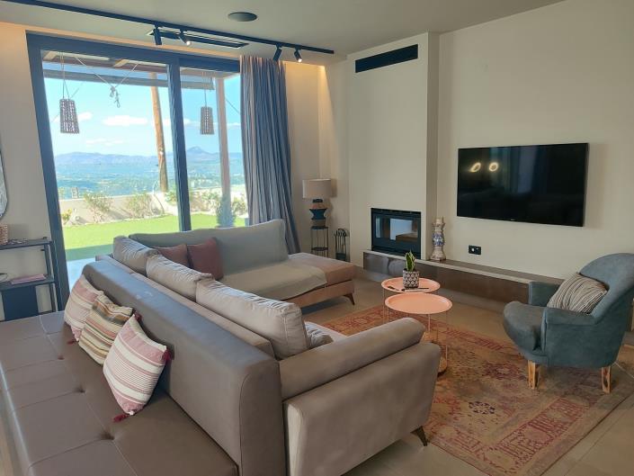 Image No.9-5 Bed Maisonette for sale