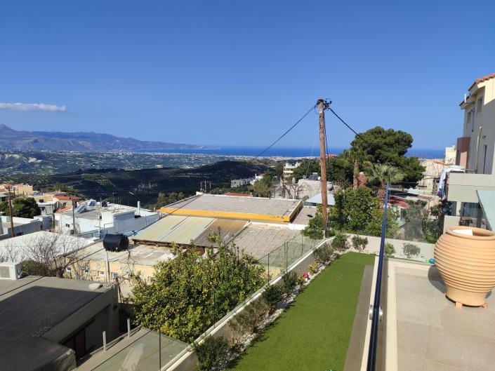 Image No.24-5 Bed Maisonette for sale