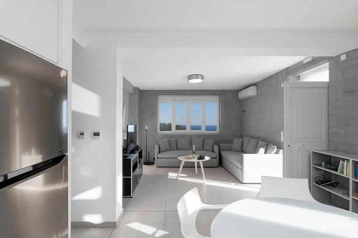 Image No.5-2 Bed Villa for sale