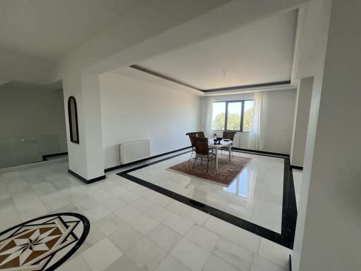 Image No.2-6 Bed Villa for sale