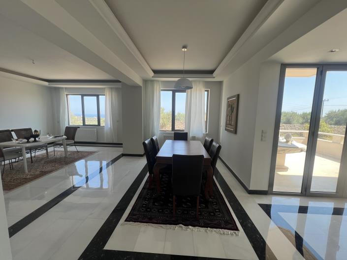 Image No.3-6 Bed Villa for sale