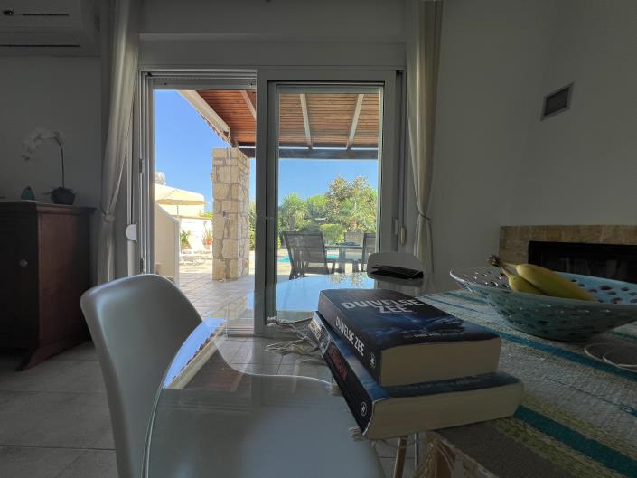 Image No.3-2 Bed House for sale