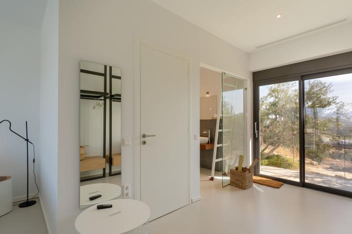 Image No.19-2 Bed Villa / Detached for sale