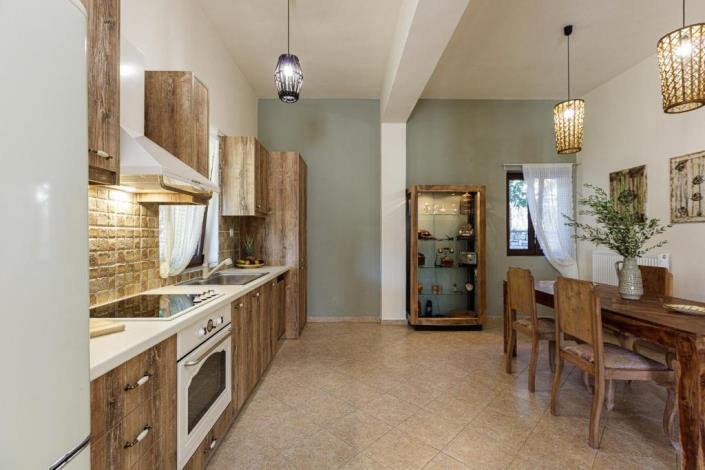 Image No.8-7 Bed Villa / Detached for sale