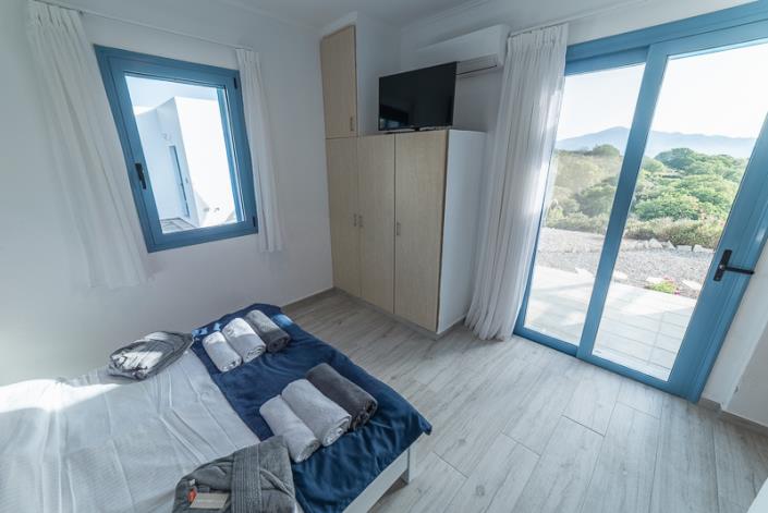 Image No.11-3 Bed Villa / Detached for sale