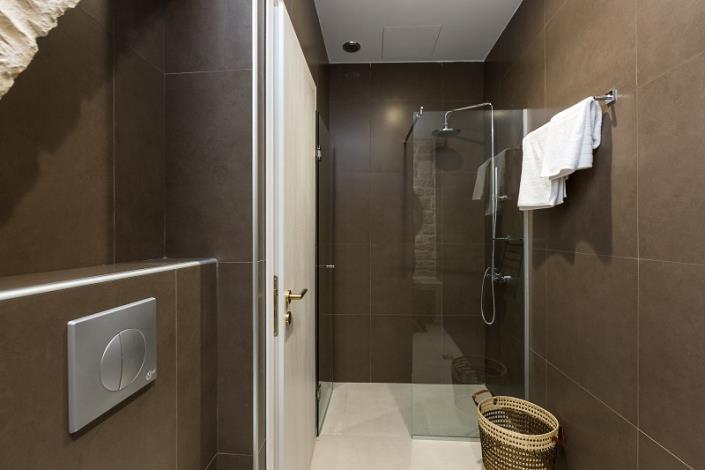 Image No.17-4 Bed Villa / Detached for sale