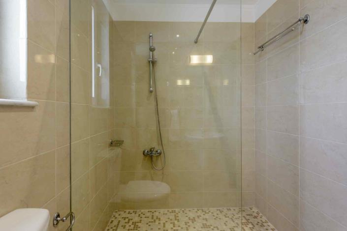 Image No.19-2 Bed Villa for sale