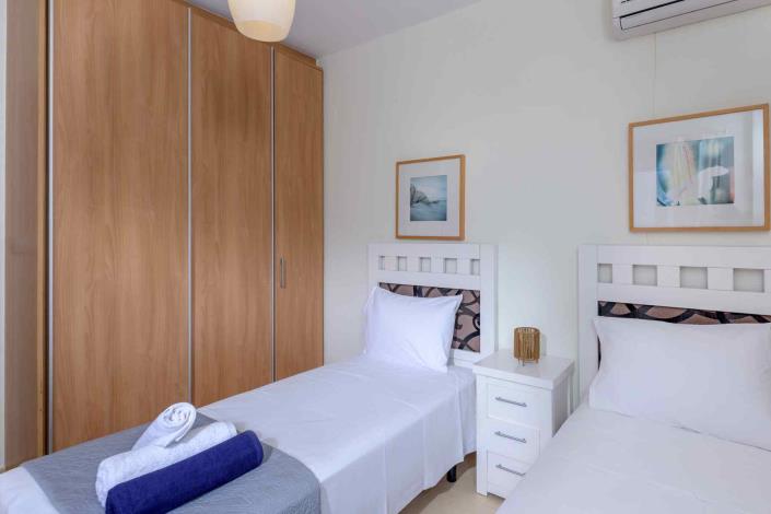 Image No.13-2 Bed Villa for sale