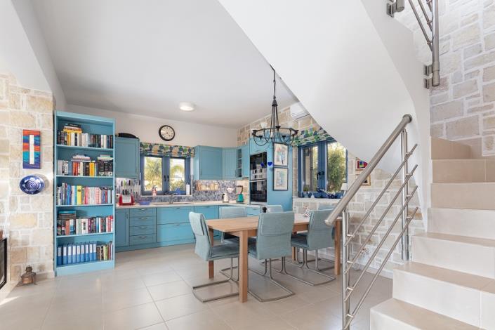 Image No.3-3 Bed Villa for sale