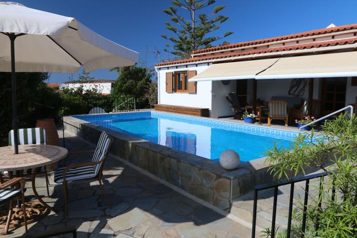 Image No.2-3 Bed Villa / Detached for sale