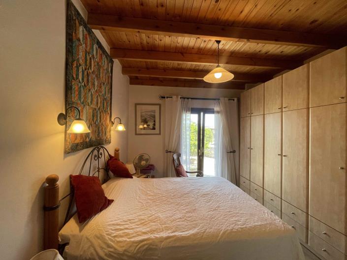 Image No.9-3 Bed Villa / Detached for sale