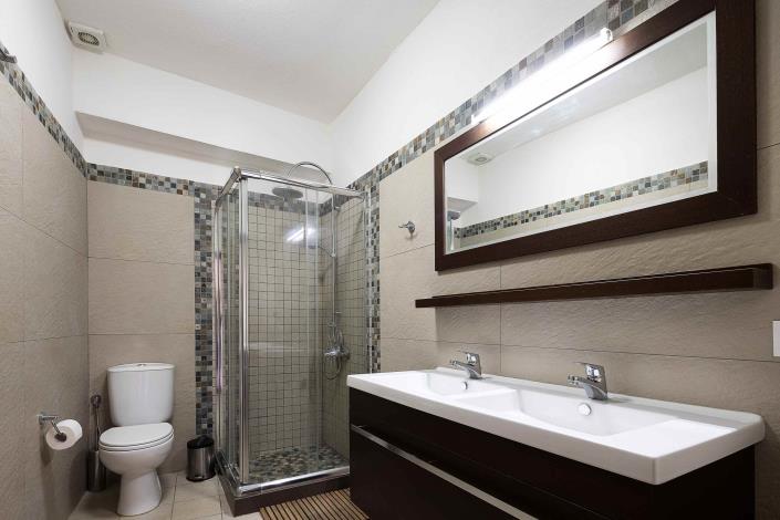 Image No.26-4 Bed Village House for sale