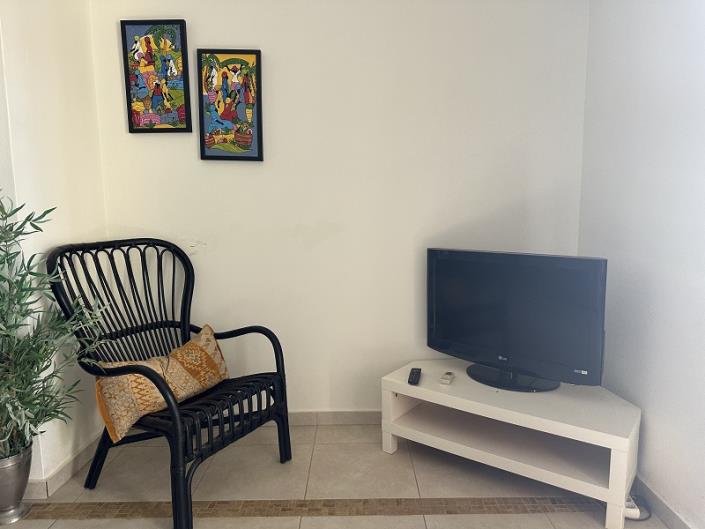 Image No.18-2 Bed Apartment for sale